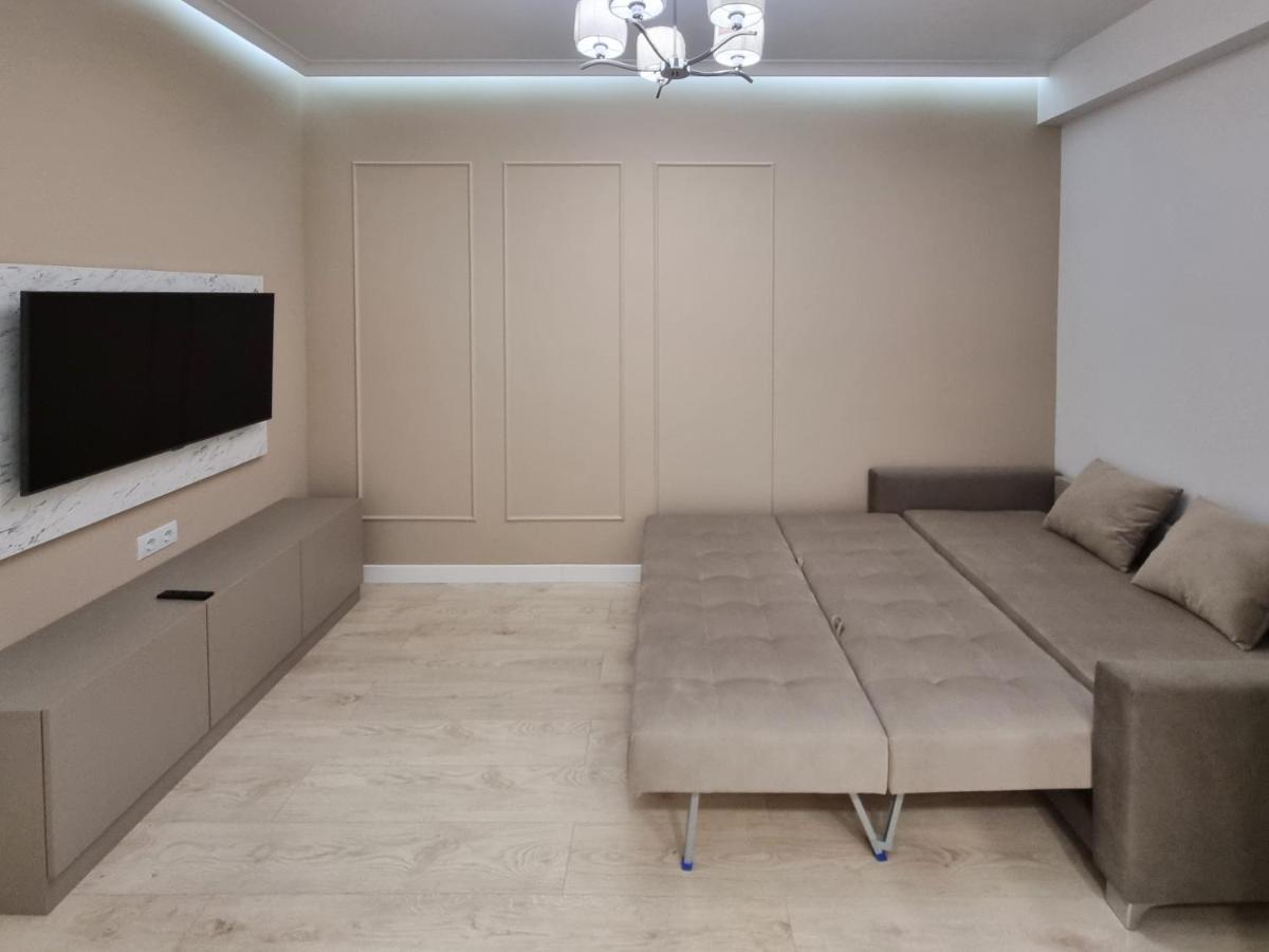 Botanica, 1 Bedroom Apartment With Living Chisinau Eksteriør bilde